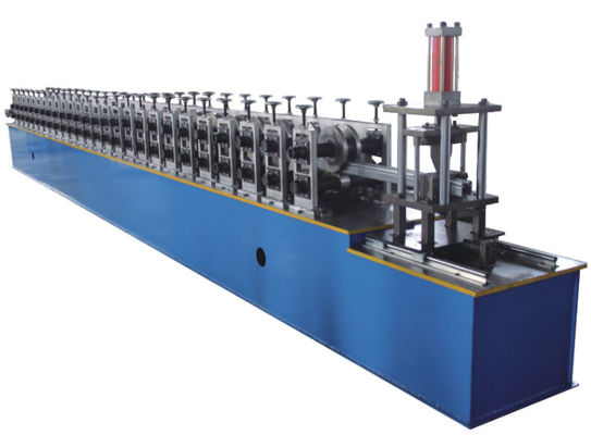 راهنمای راه آهن شاتر درب رول تشکیل دستگاه 15m / min 5.5KW