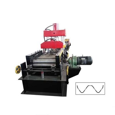 تجهیزات دستگاه تشکیل رول درز ایستاده 15m / min تجهیزات 5.5KW