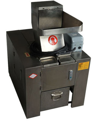 تجهیزات پردازش گوشت SS304 ، دستگاه سنگ شکن استخوان حیوانات 600 کیلوگرم در ساعت