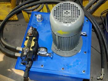 15m / min CZ Purlin Roll Forming Machine 6.5T 15 Roller Station 3